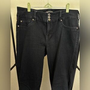 Torrid High Waisted Dark Wash Skinny Denim - Size 16